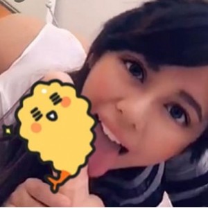 onlyfans亚裔古铜皮肤萌妹《KittyXkum》绯红小猫自收集整理合集