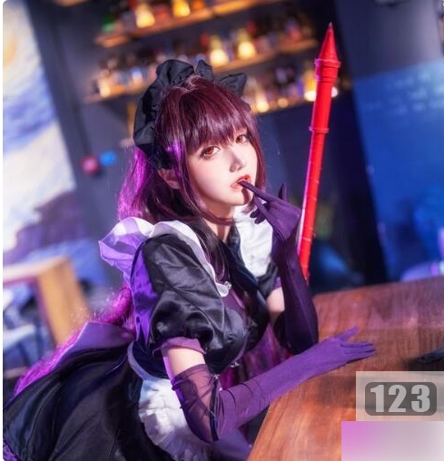 微博二次元博主（仙九Airi）cosplay黑贞水着，呈现火辣气质御姐