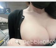 超级爆炸身材的Twitter名人Debbie0803的黛比