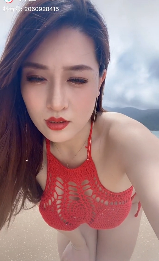 抖音熟女牛奶秋刀姨：沉沦2.47g视频收藏破百，百度搜索或ED2K寻找更多作品