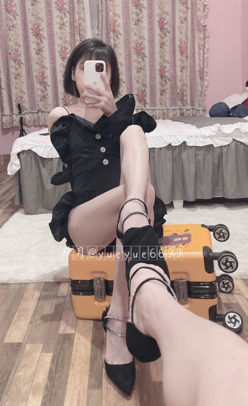 月月11v3g：百度ED2K收藏量210，反差婊yueyue6699的视频魅力