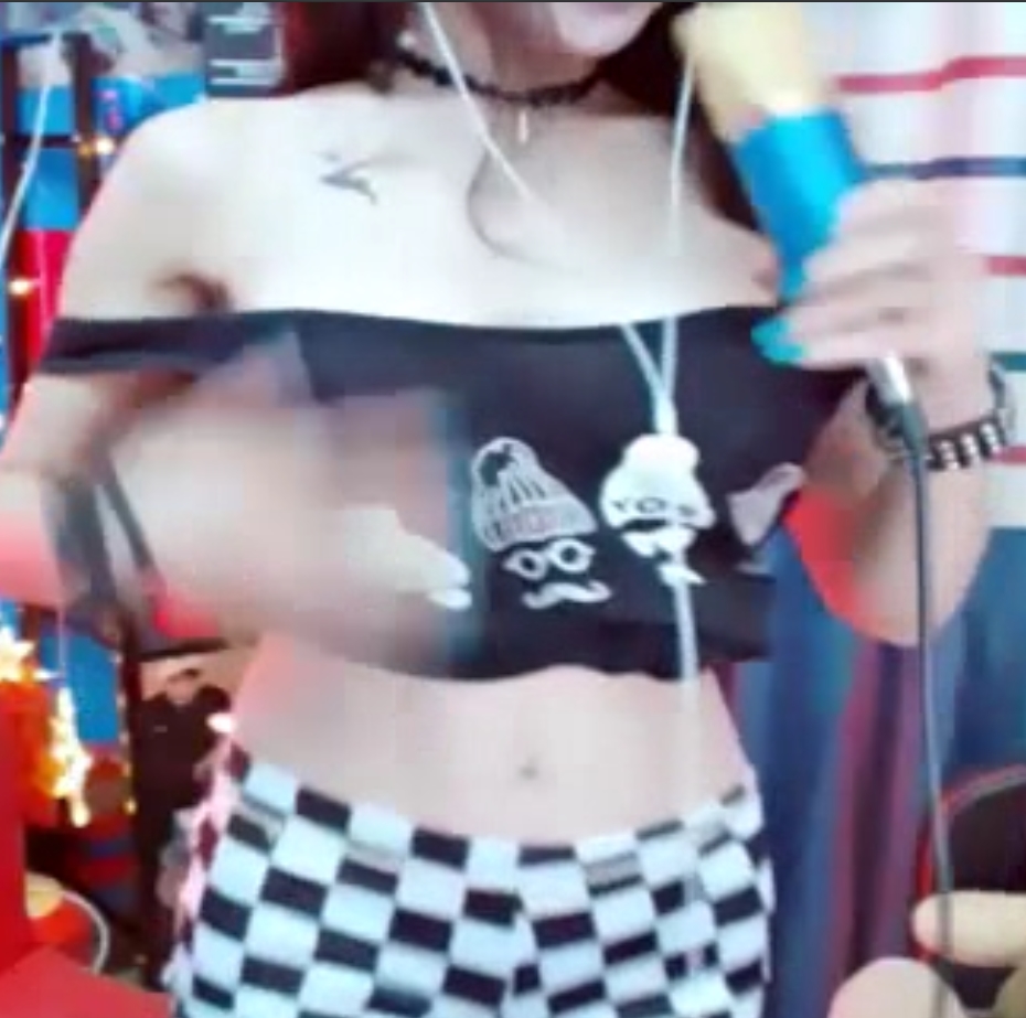 妮子恋夜舞私播30V7.7G撩人至极