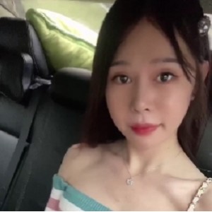 推特张思妮惊艳TS视频合集8部3.1G魅惑撩人